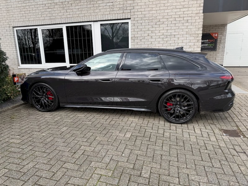 Audi A6 Avant e-hybrid quattro S edition (2025)