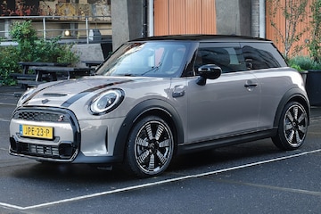 Private Lease je MINI