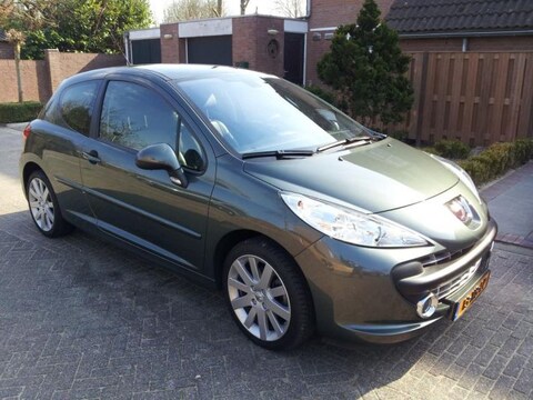 Peugeot 207 Féline 1.6-16V Turbo