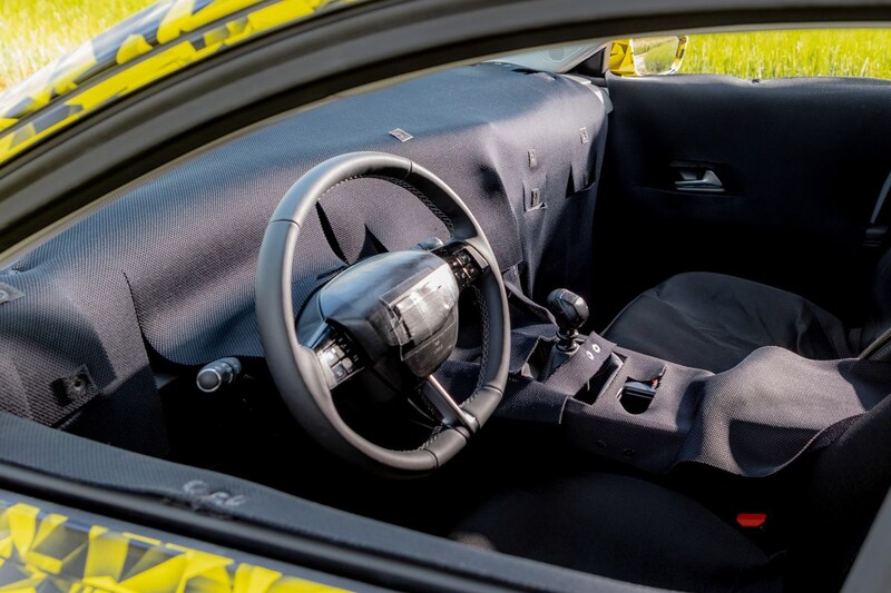 Opel Astra media drive