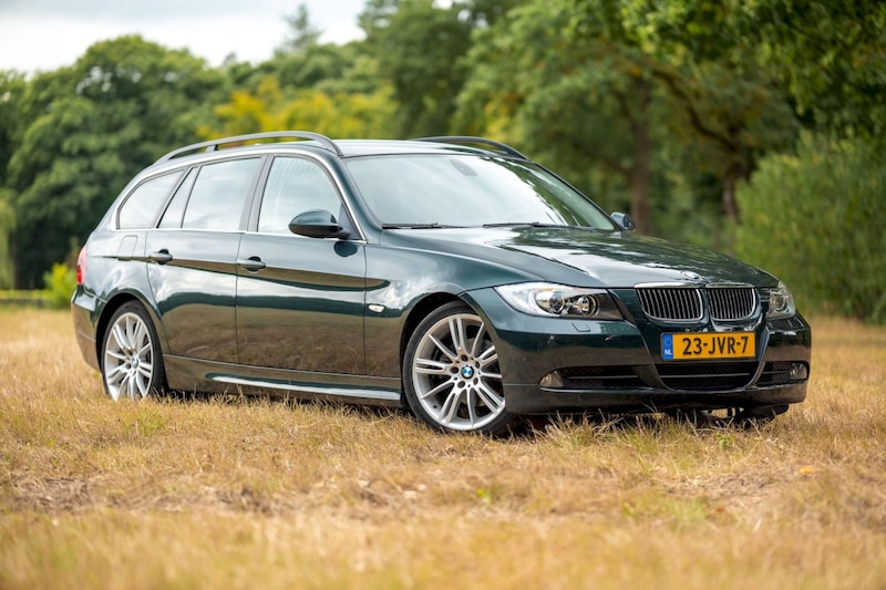 BMW 325i Touring Dynamic Executive (2005)