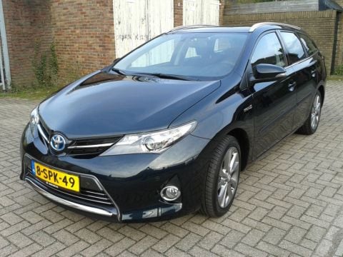 Toyota Auris Touring Sports 1.8 Hybrid Executive (2013)