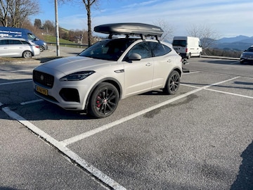 Jaguar E-Pace P300e AWD R-Dynamic SE (2024)