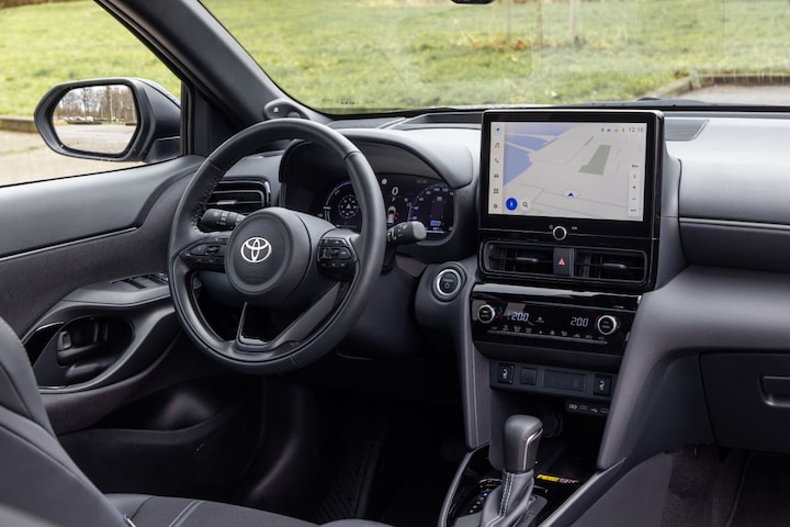 Dubbeltest Toyota Yaris Cross Renault Captur