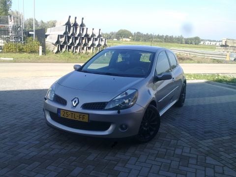 Renault Clio Sport 2.0 16V (2006)