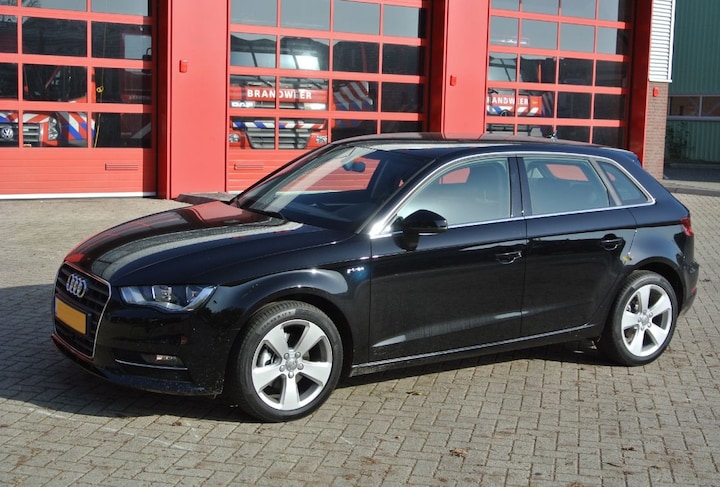 Audi A3 Sportback 1.4 TFSI g-tron Ambition Pro Line (2014)