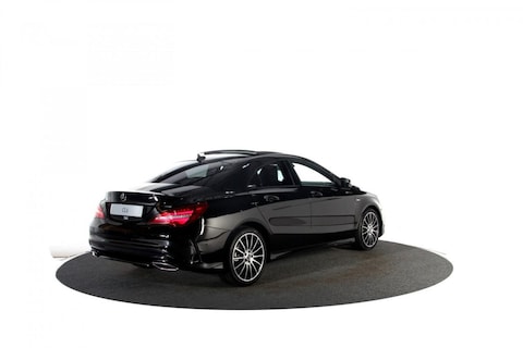 Mercedes-Benz CLA 180 Business Solution AMG (2017)