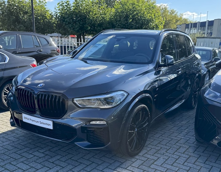 BMW X5 xDrive45e (2021)