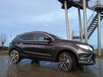 Nissan Qashqai 1.6 DIG-T Tekna (2015)