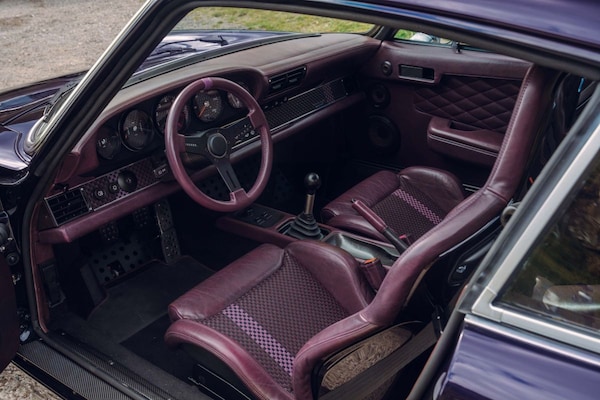 Porsche 911 restomod Theon Design