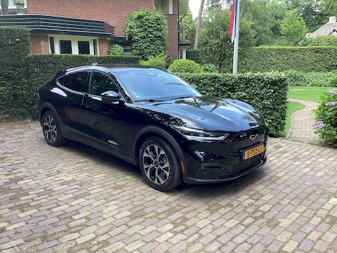 Ford Mustang Mach-E 98kWh RWD Premium