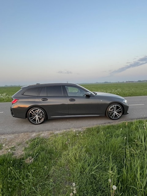 BMW 318i Touring