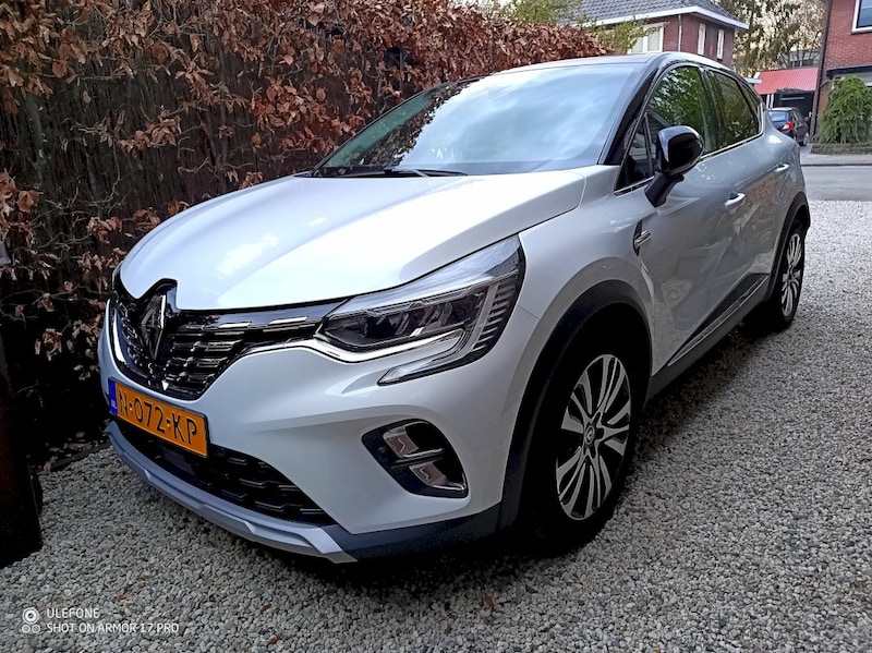 Renault Captur Plug-in Hybrid 160 Initiale Paris (2021)