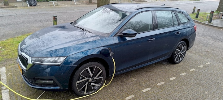 Skoda Octavia Combi 1.4 TSI iV PHEV Business Edition (2022)