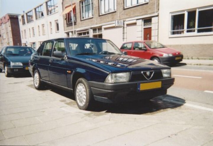 Alfa Romeo 75 1.8