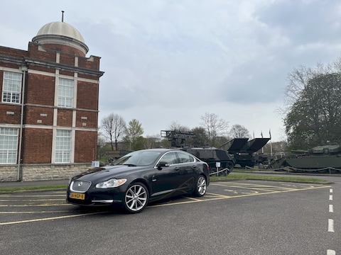 Jaguar XF 3.0 V6 Premium Luxury