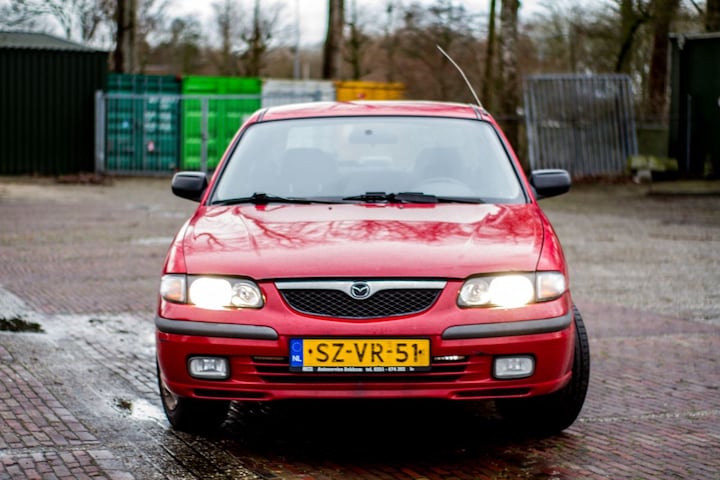 Mazda 626 1.8i LX (1998)