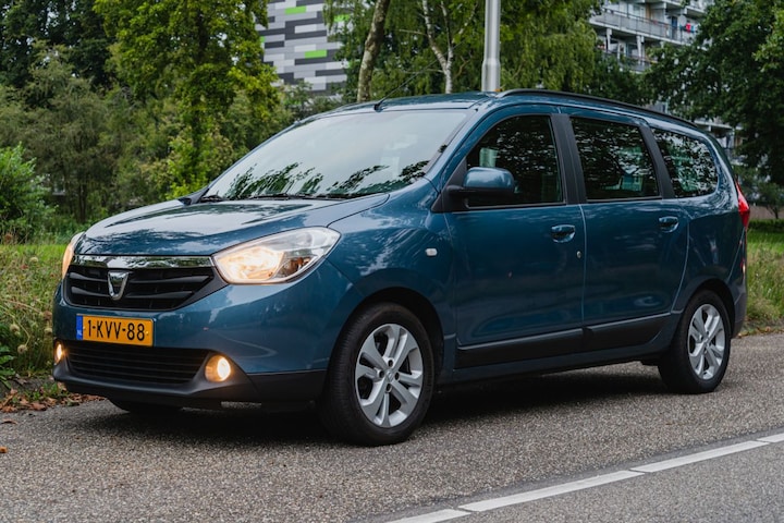 Dacia Lodgy TCe 115 Prestige 7P (2013)