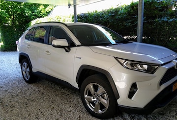 Toyota RAV4 2.5 Hybrid 2WD First Edition (2019)
