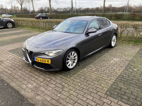 Alfa Romeo Giulia 2.0T 200pk Super
