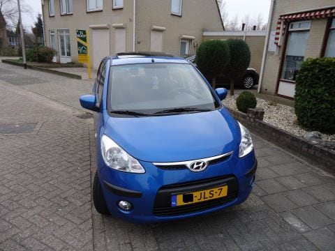 Hyundai i10 1.25i i-Catcher (2009)