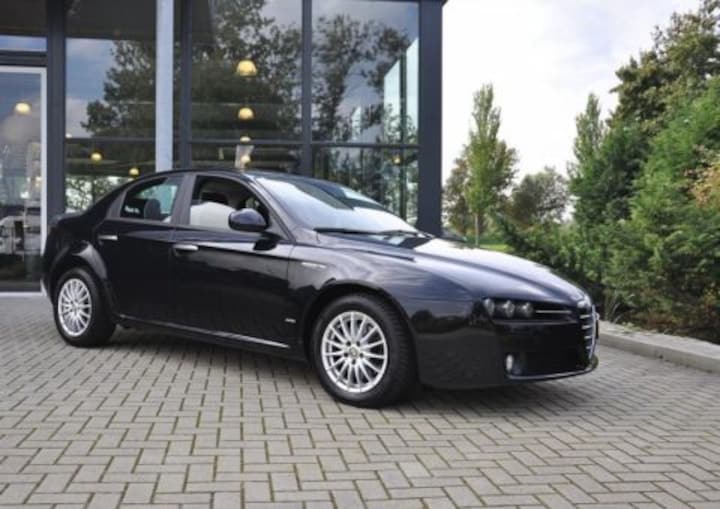 Alfa Romeo 159 1.9 JTDm 16v Distinctive (2006)