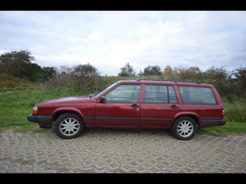 Volvo 940 Estate GL 2.3i
