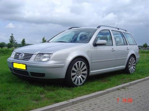 Volkswagen Bora Variant 2.3 V5 Highline (1999)