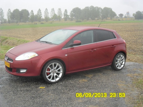 Fiat Bravo 1.4 T-Jet 16v 150 Sport