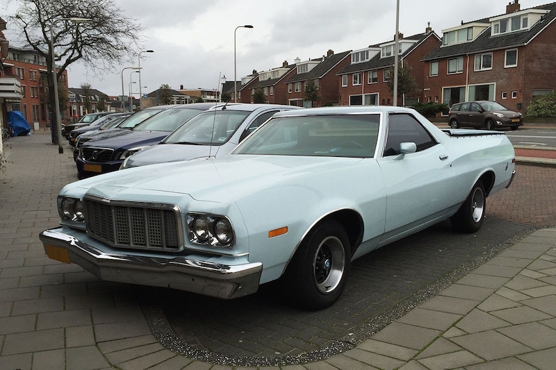 1975 Ranchero Explorer Blue In het wild: Ford Ranchero (1975) - AutoWeek