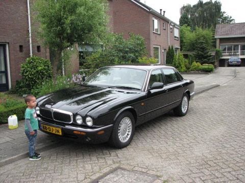 Jaguar XJ 3.2 Executive (1999)