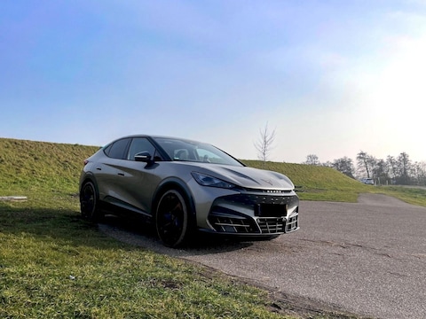 Cupra Tavascan 77kWh 210kW Adrenaline