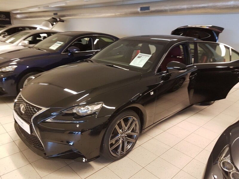 Lexus IS 300h F Sport Line (2014)