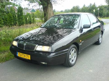 Lancia Kappa 2.4 JTD LS (1998)