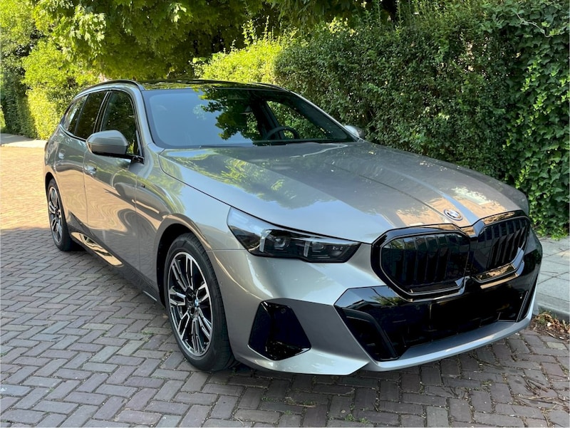 BMW 530e Touring M Sport Edition (2025)