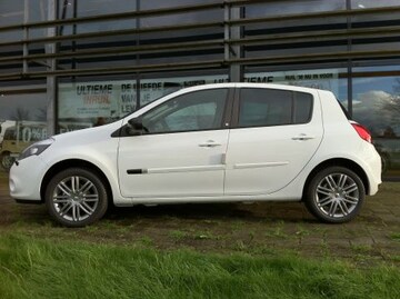 Renault Clio TCE 100 20th Anniversary (2011)