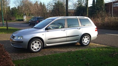 Fiat Stilo Multi Wagon 1.6 16v Active Plus (2005)