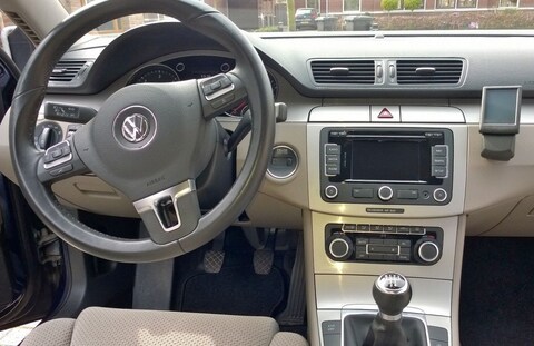 Volkswagen Passat 1.6 TDI 105pk BlueMotion Techn. (2010)