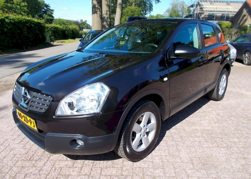 Nissan Qashqai 1.6 Visia (2007)