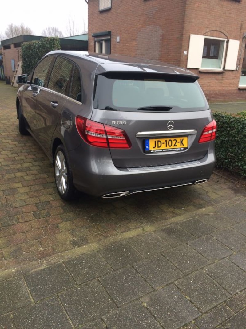 Mercedes-Benz B 180 Ambition (2016)
