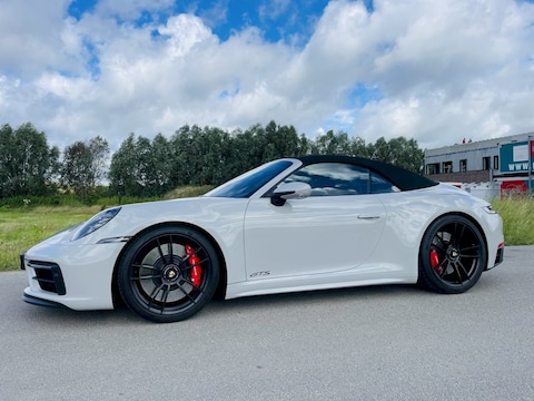 Porsche 911 Carrera 4 GTS Cabriolet