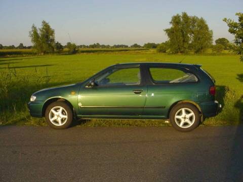 Nissan Almera 2.0 D GX (1996)