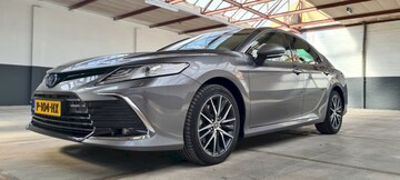 Toyota Camry 2.5 Hybrid Executive (2022)