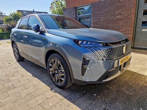 Peugeot 3008 GT 1.2 Hybrid 136