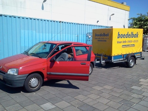 Renault Clio Oasis 1.2 (1996)