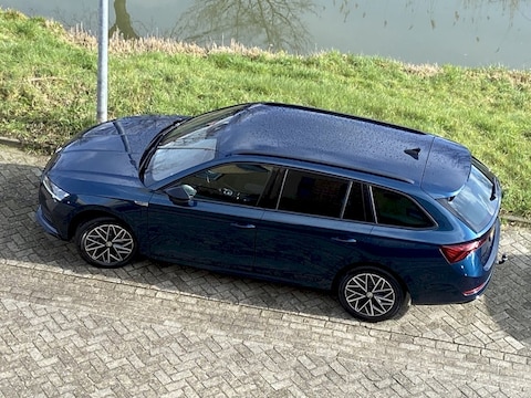 Skoda Octavia Combi 1.4 TSI iV PHEV Sportline Business (2022)