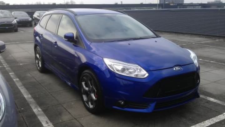 Ford Focus Wagon 2.0 EcoBoost ST-3 (2013)
