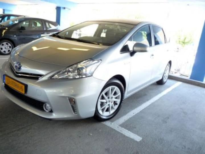 Toyota Prius Wagon 1.8 HSD Aspiration (2012)