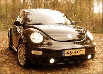 Volkswagen New Beetle 2.3 V5 Highline (2002)