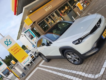 Mazda MX-30 Luxury (2020)